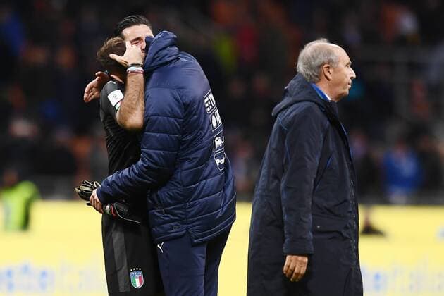 Fußball, WM Playoffs, Italien - Schweden Mg Milano 13 11 2017 - spareggio qualificazione Mondiali Russia 2018 Italia-Svezia foto Matteo Gribaudi Image nella foto: Gianluigi Buffon-Gianluigi Donnarumma-Gian Piero Ventura 