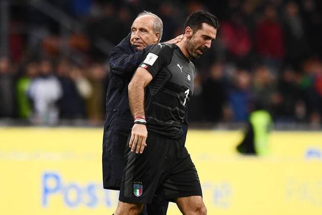 Fußball, WM Playoffs, Italien - Schweden Mg Milano 13 11 2017 - spareggio qualificazione Mondiali Russia 2018 Italia-Svezia foto Matteo Gribaudi Image nella foto: Gianluigi Buffon-Gian Piero Ventura 