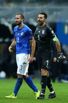 November 13, 2017 - Milan, Italy - FIFA World Cup WM Weltmeisterschaft Fussball Qualifiers play-off Switzerland v Northern Ireland.Giorgio Chiellini and Gianluigi Buffon of Italy crying at the end of at San Siro Stadium in Milan, Italy on November 13, 2017. Italy v Sweden - FIFA 2018 World Cup Qualifier Play-Off: Second Leg  - ZUMAn230 20171113_zaa_n230_490 Copyright: xMatteoxCiambellix