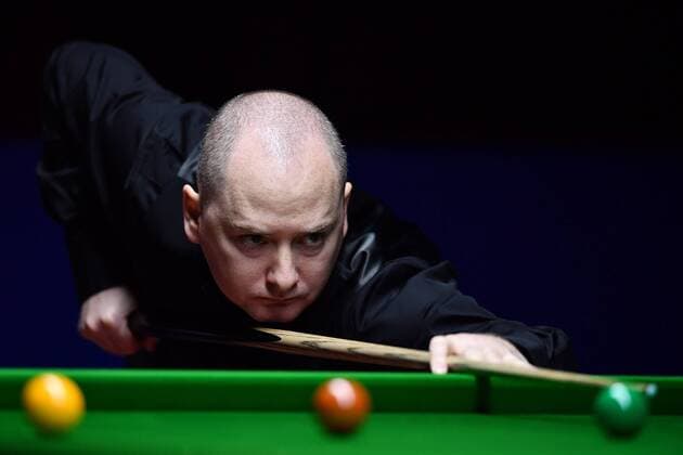 Graeme Dott of Scotland plays a shot to Xiao Guodong of China in their first round match during the 2017 Shanghai Masters snooker tournament in Shanghai, China, 13 November 2017. Graeme Dott defeated Xiao Guodong 5-3. Graeme Dott knocks out Xiao Guodong at 2017 Shanghai Masters snooker tournament  20171113_83779