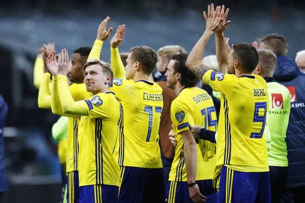 Swedish players celebrate after the final whistle in the 2018 Russia World Cup play-off 2nd leg between Italy 0-0 Sweden at the San Siro Stadium on November 13, 2017, in Milan, Italy. Sweden held Italy to a scoreless draw and qualified for the 2018 World Cup in Russia by virtue of a 1-0 victory in the first-leg. Noxthirdxpartyxsales  (oqma024330)