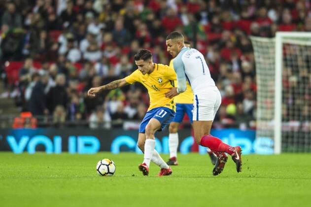 Phillippe Coutinho of Brazil is closed down by Jake Livermore of England during the International Friendly Länderspiel match between England and Brazil at Wembley Stadium, London, England on 14 November 2017. Copyright: xDarrenxMusgrovex 17720057