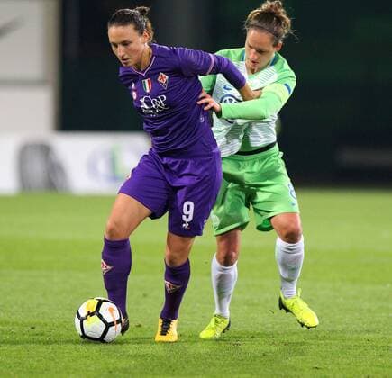 Wolfsburg vs Florence CL Women Wolfsburg Germany 15 11 2017 FOOTBALL VfL Wolfsburg vs ACF Florence 1 16 Final UEFA Womens Champions League Season 2017 18 Image shows Babette Peter VfL Wolfsburg Wolfsburg