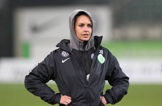 Wolfsburg vs Florence CL Women Wolfsburg Germany 15 11 2017 FOOTBALL VfL Wolfsburg vs ACF Florence 1 16 Final UEFA Womens Champions League Season 2017 18 Image shows Lena Goeßling VfL Wolfsburg Wolfsburg