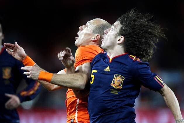 wk2010 wk 2010 , johannesburg 11-07-2010 soccer city stadion , wk finale nederland - spanje 0-1 na verlenging arjen robben en carles puyol nederland - spanje *** wk2010 wk 2010 johannesburg 11 07 2010 soccer city stadium wk final Netherlands Spain 0 1 after extending Arjen Robben and Carles Puyol Netherlands Spain 