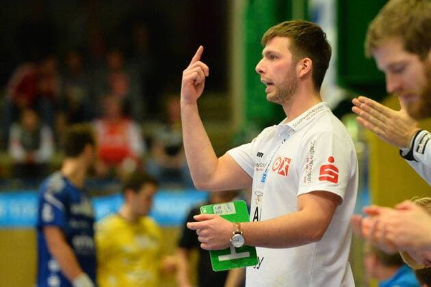 Jaron Siewert coach TUSEM Essen EHV Aue vs TUSEM Essen 18 11 2017 2 Handball Bundesliga Loessnitz Copyright: xEibner-Pressefoto BertxHarzerx EP_BHR