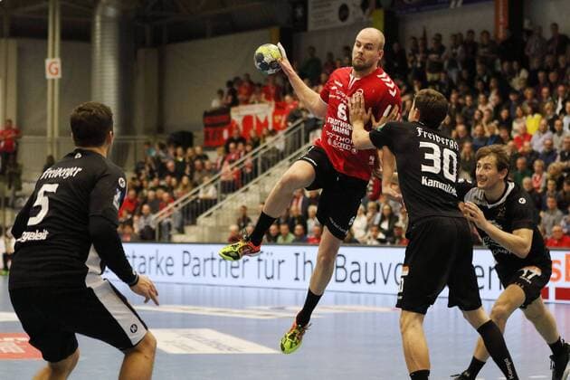 Markus Fuchs ASV Hamm Westphalia 6 against Adrian Kammlodt HC Elbflorenz Dresden 30 ASV Hamm Westphalia vs HC Elbflorenz Dresden Handball 2 Bundesliga 18 11 2017 Hamm Copyright: xEibner-Pressefoto Strohdiekx EP_JSK