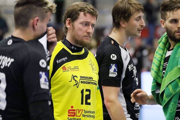 Disappointment at Mario Huhnstock HC Elbflorenz Dresden 12 ASV Hamm vs HC Elbflorenz Dresden Handball 2 Bundesliga 18 11 2017 Hamm Copyright: xEibner-Pressefoto Strohdiekx EP_JSK