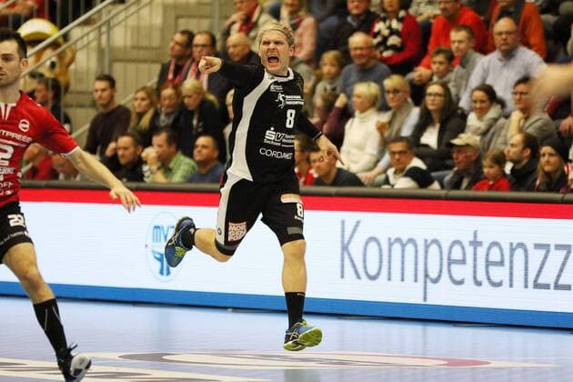 Rene Boese HC Elbflorenz Dresden 8 in Rage ASV Hamm vs HC Elbflorenz Dresden Handball 2 Bundesliga 18 11 2017 Hamm Copyright: xEibner-Pressefoto Strohdiekx EP_JSK