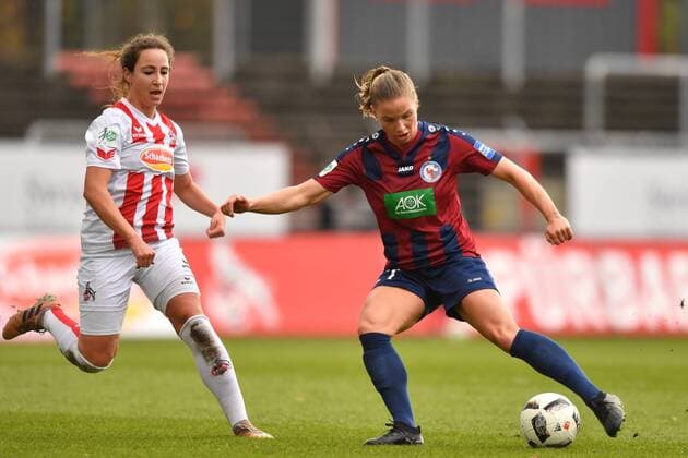 Julia Arnold Köln 31 tries to stop Tabea Kemme Potsdam 21 Soccer Allianz Women Bundesliga 1 FC Köln 1 FFC Turbine Potsdam xmkx