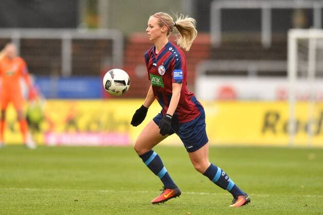 Amanda Ilestedt Potsdam 14 in the forward run it ball Soccer Allianz Women Bundesliga 1 FC Cologne 1 FFC Turbine Potsdam xmkx