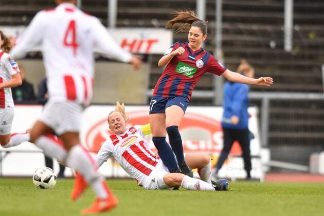 Anna Kirschbaum Köln 5 foult Sarah Zadrazil Potsdam 27 Soccer Allianz Women Bundesliga 1 FC Köln 1 FFC Turbine Potsdam xmkx