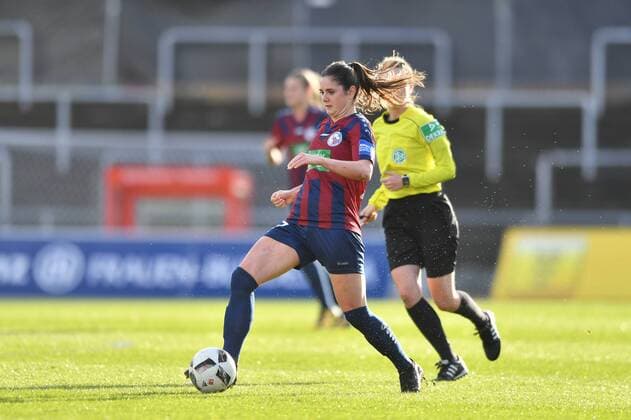 Sarah Zadrazil Potsdam 27 with ball on the way forward Soccer Allianz Women Bundesliga 1 FC Köln 1 FFC Turbine Potsdam xmkx
