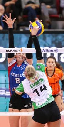 BAU 19 11 2017 Stuttgart Volleyball Alliance MTV Stuttgart vs USC Münster v l Julia Schäfer Stuttgart9 Lena Vedder Münster