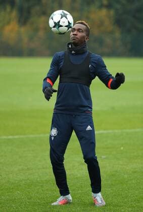 Anderlecht s Henry Onyekuru pictured in action during a training of Belgian soccer team RSC Anderlecht, Tuesday 21 November 2017 in Brussels. Tomorrow Anderlecht is playing a game in the group stage (Group B) of the UEFA Champions League competition against German Bayern Munich. VIRGINIExLEFOUR  x05205984x