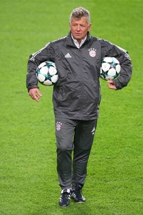 Coach Peter Hermann FC Bayern Muenchen Training RSC Anderlecht vs FC Bayern Muenchen Champions League Soccer 21 11 2017 Anderlecht Copyright: xLanger Eibner-Pressefotox EP_HLR