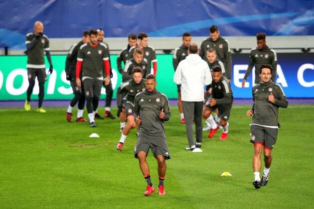 17 FC Bayern Munich 17 Mats Hummels FC Bayern Munich 5 Training RSC Anderlecht vs FC Bayern Munich Champions League Soccer 21 11 2017 Anderlecht Copyright: xLanger Eibner-Pressefotox EP_HLR