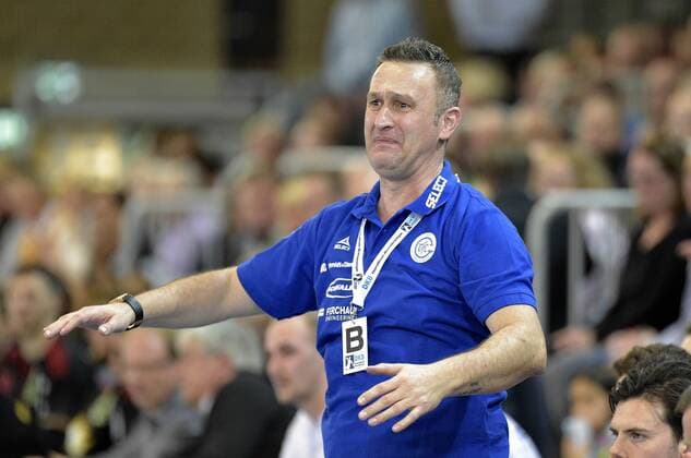19 11 2017 pmk MZ154564 Handball Men Bundesliga Season 2017 2018 VfL Gummersbach Denis BAHTIJAREVIC Coach Gummersbach