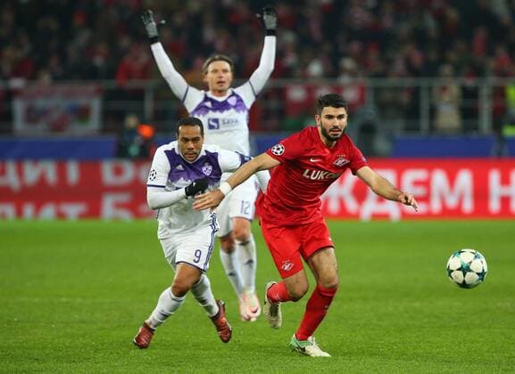 MOSCOW, RUSSIA - NOVEMBER 21, 2017: Maribor s Marcos Tavares (L front) and Spartak Moscow s Serdar Tasci (R front) in the 2017 UEFA Champions League Group E football match between Spartak Moscow and Maribor at Otkrytiye Arena (Spartak Stadium); the match ended in a 1-1 draw. Anton Novoderezhkin TASS  TS06A07B