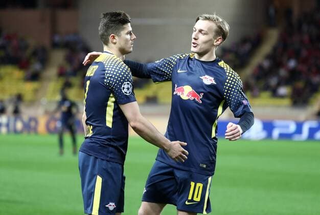 AS Monaco RB Leipzig Soccer Champions League Monaco 21 11 2017 Stade Louis II Soccer Champions League Group G 5 Gameday AS Monaco vs. RB Leipzig Leipzig goal celebrations after 0 1 by Jorge 6 Monaco own goal In the picture v l Marcel Sabitzer 7 Leipzig and Emil Forsberg 10 Leipzig