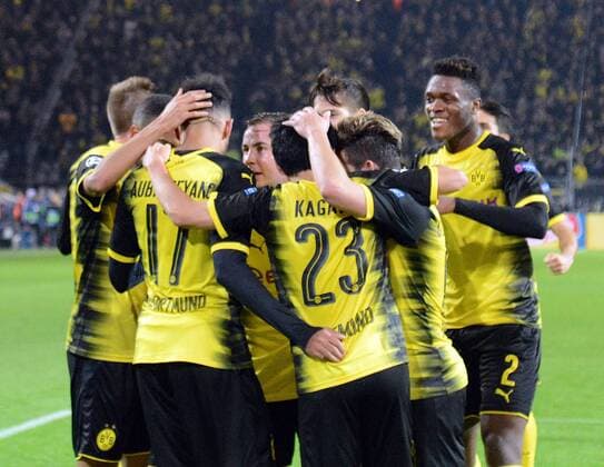 21 11 2017 xhbx Soccer Champions League Borussia Dortmund Tottenham Hotspur emspor v l goal scored goal to 1 0 by Pierre Emerick Aubameyang Borussia Dortmund Dortmund