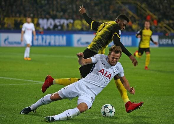 21 11 2017 Football UEFA Champions League 2017 2018 Group stage 5 Gameday Borussia Dortmund Tottenham Hotspur at Signal Iduna Park Dortmund by Harry Kane Tottenham Hotspur against Dan Axel Zagadou Dortmund