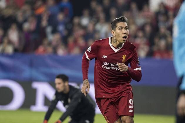 November 21, 2017 - Seville, Spain - ROBERTO FIRMINO of Liverpool celebrates after scoring 3-0 during the UEFA Champions League Group E soccer match between Sevilla FC and Liverpool FC at Estadio Ramon Sanchez Pizjuan Soccer 2017 - Sevilla FC vs Liverpool FC - ZUMAa142 20171121_zap_a142_010 Copyright: xDanielxGonzalezxAcunax