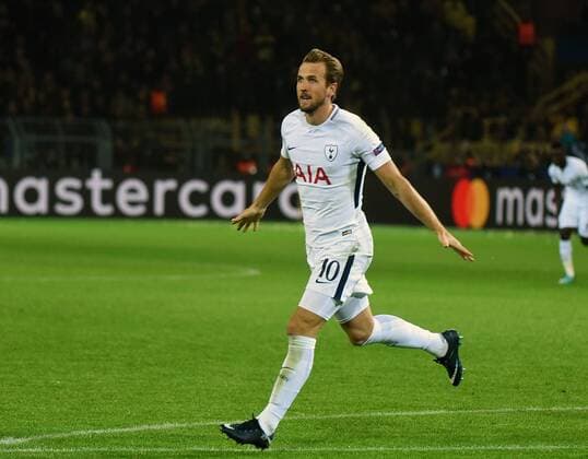 21 11 2017 xhbx Football Champions League Borussia Dortmund Tottenham Hotspur emspor v l Torjubel Goal celebration celebrate the goal 1 0 Harry Kane Tottenham Hotspur Dortmund