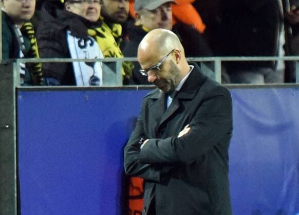 21 11 2017 xhbx Football Champions League Borussia Dortmund Tottenham Hotspur emspor v l coach Peter Bosz Borussia Dortmund disappointed disappointed looking dissapointed Dortmund