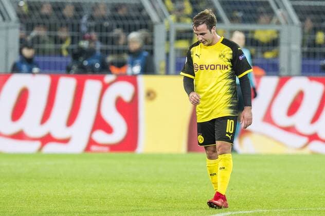 Fußball: Champions League, Saison 2017 2018, 5. Spieltag, Borussia Dortmund - Tottenham Hotspurs am 21.11.2017 im Signal Iduna Park in Dortmund (Nordrhein Westfalen). Dortmunds Mario Götze Goetze geht enttäuscht über den Platz. Copyright: xKirchner DavidxInderliedx