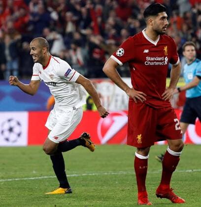 Sevilla s Argentinian midfielder Guido Pizarro (L) jubilates the third goal of the team during the UEFA Champions League 5th round groups phase match bewteen Sevilla FC and Liverpool at the Sanchez Pizjuan stadium in Seville, Andalusia, Spain, 21 November 2017. Sevilla vs. Liverpool !ACHTUNG: NUR REDAKTIONELLE NUTZUNG!  Copyright: xJosexManuelxVidalx SEV045 20171121-636469015058590127