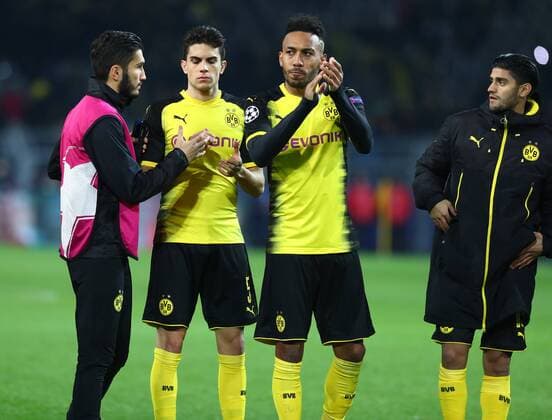 Tuesday 21 11 2017 Season 2017 2018 UEFA Champions League 5 Matchday in Dortmund Signal Iduna Park BVB 09 Borussia Dortmund Tottenham Hotspur Disappointment of the Dortmund players after the final whistle Nuri Sahin BVB Marc Bartra Aregall BVB Pierre Emerick Aubameyang BVB and Mahmoud Dahoud BVB v l