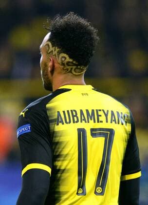 Soccer UEFA Champions League Men Season 2017 2018 Group H 5 Day Signal Iduna Park Dortmund Bor Dortmund yellow Tottenham Hotspur FC white 1 2 Pierre Emerick Aubameyang BVB with new hairstyle