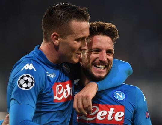 (171122) -- NAPOLI, Nov. 22, 2017 -- Napoli s Dries Mertens (R) celebrates during the Champions League Group F soccer match against Shakhtar Donetsk in Naples, Italy, on Nov. 21, 2017. Napoli won 3-0. ) (SP)ITALY-NAPOLI-SOCCER-UEFA CHAMPIONS LEAGUE-NAPOLI VS SHAKHTAR DONETSK AlbertoxLingria 