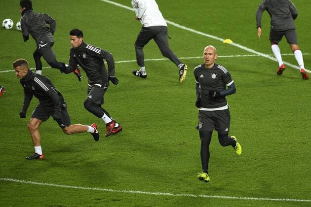 BRUSSELS, BELGIUM - NOVEMBER 21 : Arjen Robben midfielder of Bayern during a training session before the UEFA Champions League group B match between RSC Anderlecht and FC Bayern Munchen on November 21, 2017 in Brussels, Belgium, 21 11 2017 FOOTBALL : Entrainement Bayern Munich - Bruxelles - 21 11 2017 PhotoNews Panoramic 