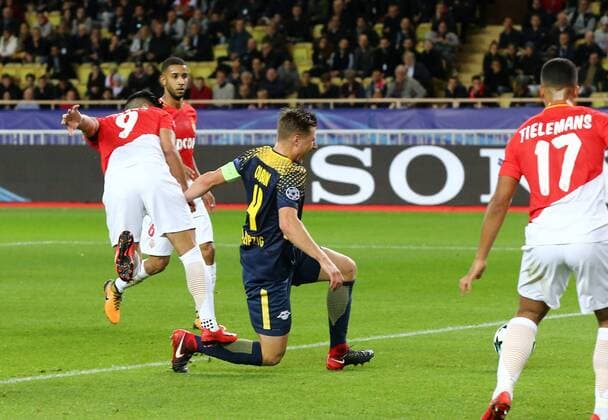 AS Monaco RB Leipzig Soccer Champions League Monaco 21 11 2017 Stade Louis II Soccer Champions League Group G 5 Gameday AS Monaco vs RB Leipzig 1 4 1 4 Pictured left Radamel Falcao 9 Monaco and Willi Orban 4 Leipzig The foul on Willi Orban Leipzig will be with Penalty punished