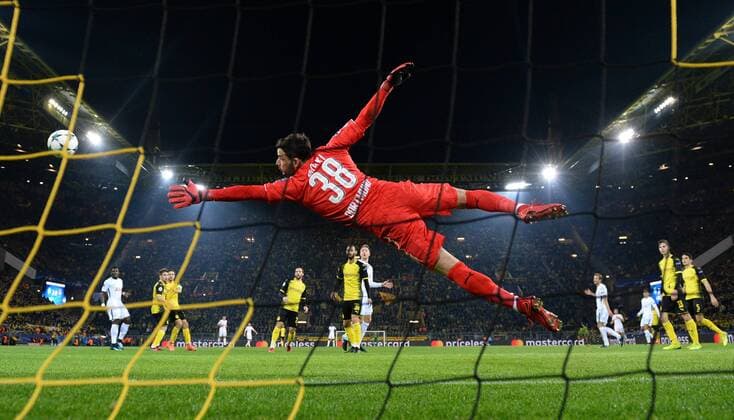 21 November 2017 Dortmund Signal Iduna Park Soccer UEFA Champions League Borussia Dortmund Tottenham Hotspur Dortmund goalkeeper Roman Buerki Parade