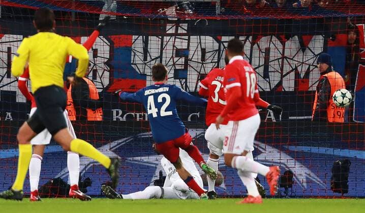 MOSCOW, RUSSIA â€“ NOVEMBER 22, 2017: CSKA Moscow s Georgy Shchennikov (C) scores a goal against Benfica Lisbon in their 2017 18 UEFA Champions League Group A Round 5 football match at VEB Arena. Sergei Fadeichev TASS  TS06A2BD