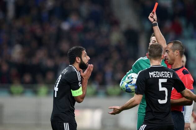 Bilder des Tages - SPORT BAKU 22.11.2017 MECZ 5. KOLEJKA GRUPA C LIGA MISTRZOW SEZON 2017 18: QARABAG AGDAM - CHELSEA FC LONDYN --- UEFA CHAMPIONS LEAGUE MATCH: QARABAG FK - CHELSEA FC LONDON RASZAD SADYGOW MANUEL DE SOUSA FOT. PIOTR KUCZA FOTOPYK NEWSPIX.PL --- Newspix.pl  171122PYK0008