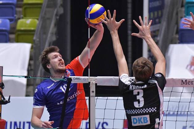 22 11 2017 xtkx Volleyball Men United Volleys Frankfurt Berlin Recycling Volleys emspor v l Lincoln Williams United Volleys Robert Kromm Berlin Frankfurt
