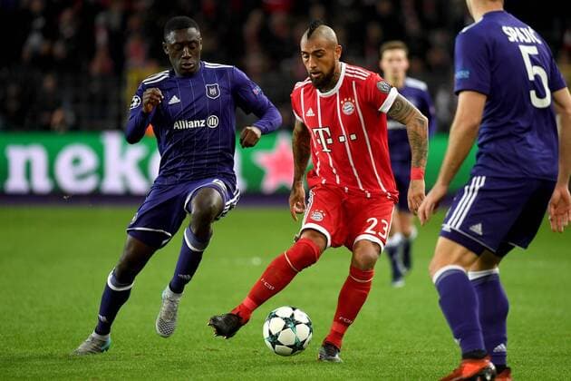 BRUSSELS, BELGIUM - NOVEMBER 22 : Dennis Appiah defender of RSC Anderlecht, Arturo Vidal midfielder of Bayern FOOTBALL : Anderlecht vs Bayern Munich - Ligue des Champions - 22 11 2017 PhotoNews Panoramic  775030972