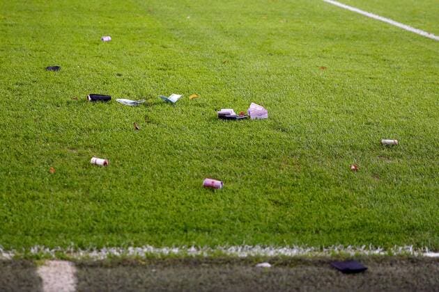 BRUSSELS, BELGIUM - NOVEMBER 22 : money on the pitch FOOTBALL : Anderlecht vs Bayern Munich - Ligue des Champions - 22 11 2017 PhotoNews Panoramic  775030972
