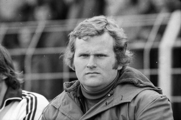From 2 BL season 1974 75 VfL Wolfsburg against VfL Osnabrück 4 5 on 26 04 1975 in VfL Stadion on Elsterweg In the photo VfL OS interim coach Helmut Kalthoff