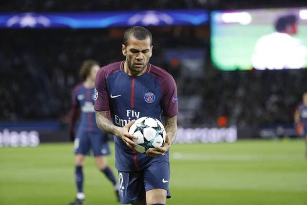 Daniel Alves da Silva (PSG) FOOTBALL : PARIS SAINT GERMAIN v CELTIC - UEFA CHAMPIONS LEAGUE - 22 11 2017 StephaneAllaman Panoramic 