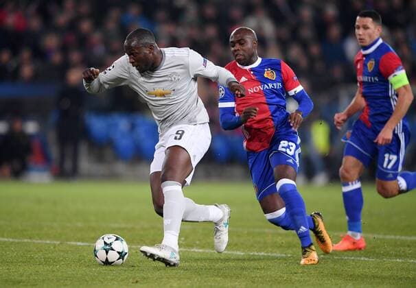FOOTBALL CHAMPIONS LEAGUE SEASON 2017 2018 GROUP STAGE FC Basel Manchester United FC 22 11 2017 Romelu Lukaku left Manchester United FC against Eder Balanta FC Basel Basel