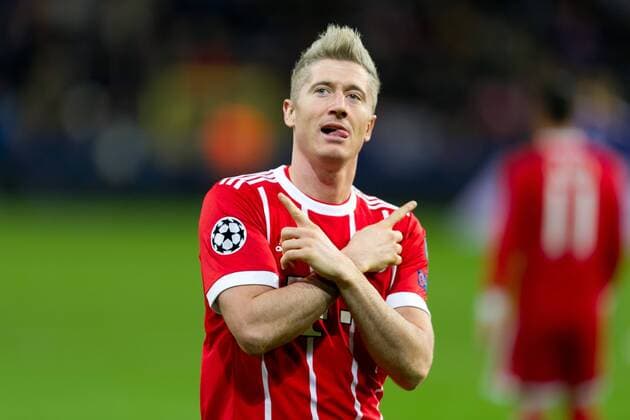 Anderlecht Belgium 22 11 2017 UEFA Champions League 2017 18 Season Group Stage RSC Anderlecht vs Bayern Munich Goal to the 1 goal 0 goalscorer Robert Lewandowski FCB cheers DeFodi053