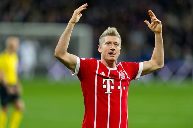 Anderlecht Belgium 22 11 2017 UEFA Champions League 2017 18 Season Group Stage RSC Anderlecht vs Bayern Munich Goal to the 1 goal 0 goalscorer Robert Lewandowski FCB cheers DeFodi053
