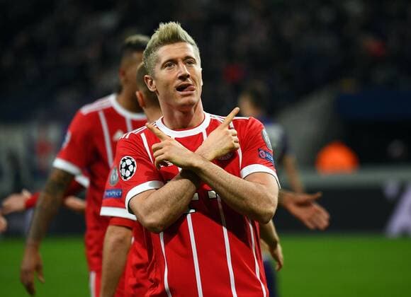 22 11 2017 xjhx Football Champions League RSC Anderlecht FC Bayern Muenchen emspor v l Robert Lewandowski FC Bayern Muenchen celebrate the goal Goal to 0 1 Anderlecht