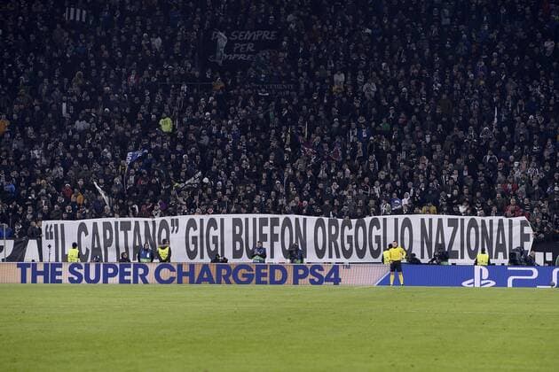 Db Torino 22 11 2017 - Champions League Juventus-Barcellona foto Daniele Buffa Image nella foto: striscione tifosi Juventus 
