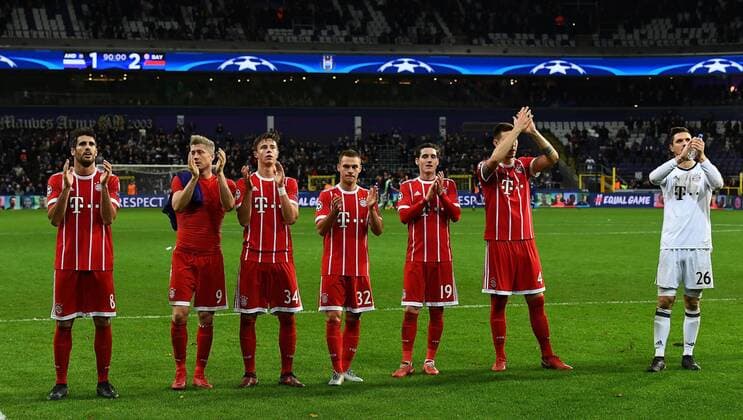 22 11 2017 xjhx Football Champions League RSC Anderlecht FC Bayern Muenchen emspor v l Thanks to Bayerns players thank the fans of Anderlecht